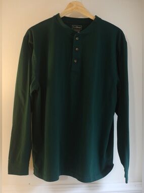 L.L.Bean Traditional Fit Long Sleeve Henley Shirt Green Men’s Medium